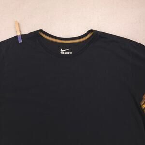 Nike Casual Crew Neck Graphic Short Sleeve T Shirt Mens Size Large L Black